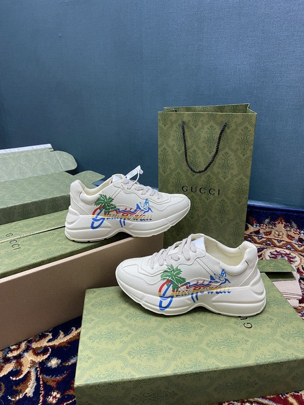 Side profile of Gucci bold contrast sneakers breathable knit upper
