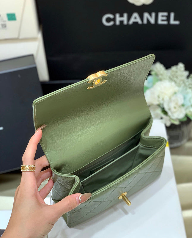 versatile purse view 7