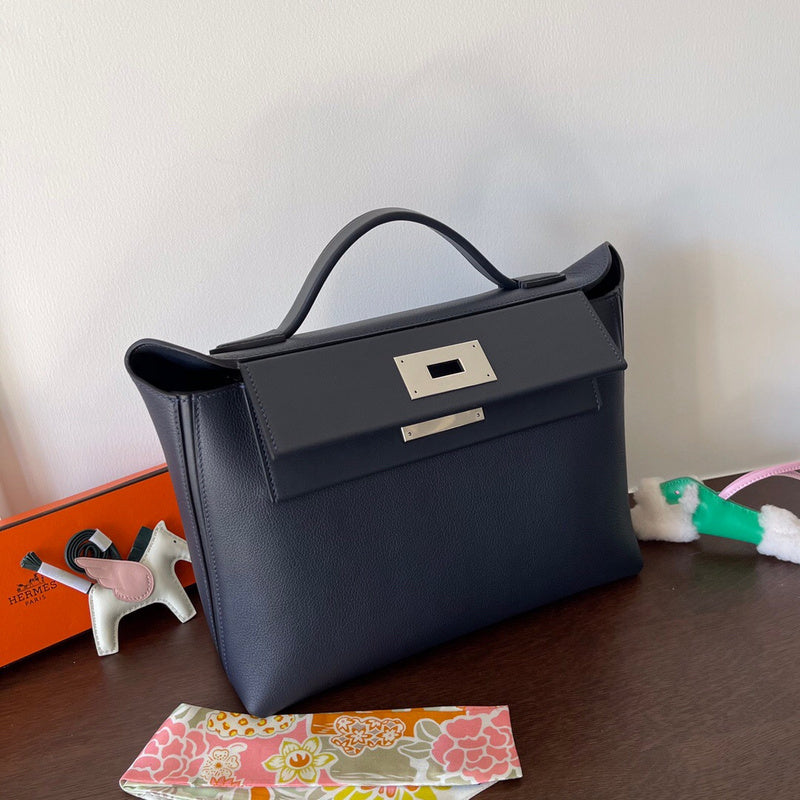 Interior view of graceful premium bag