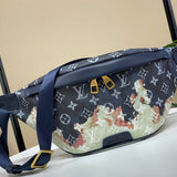  minimalist handbag styled with outfit