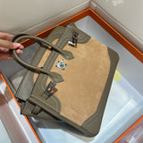  versatile tote bag detail view showing craftsmanship