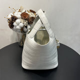  tote bag interior and compartment view
