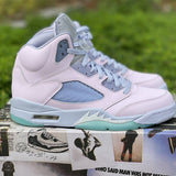 Nike Men's & Women's Luxury Lifestyle Trainers — Style 243 close-up view