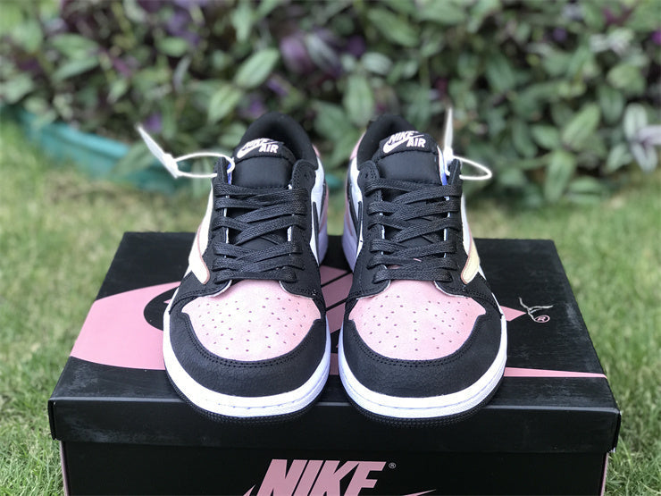 Nike classic monochrome luxury sneakers view 8 everyday casual design