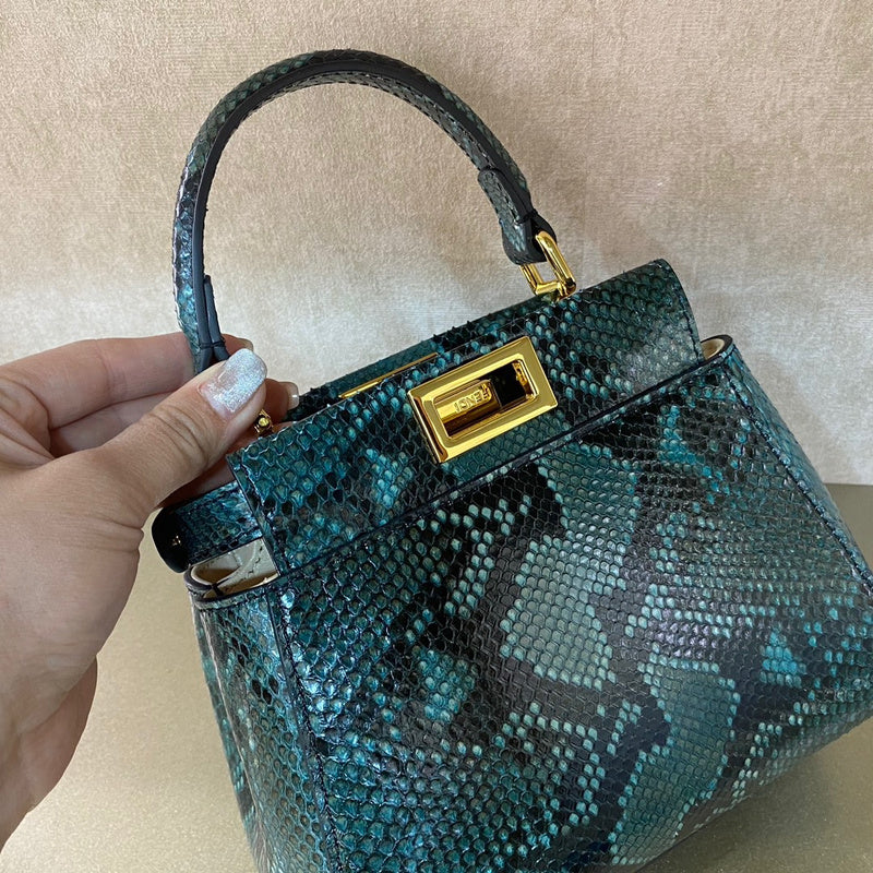 Ziva's Charm handbag – back view (Standard Size)