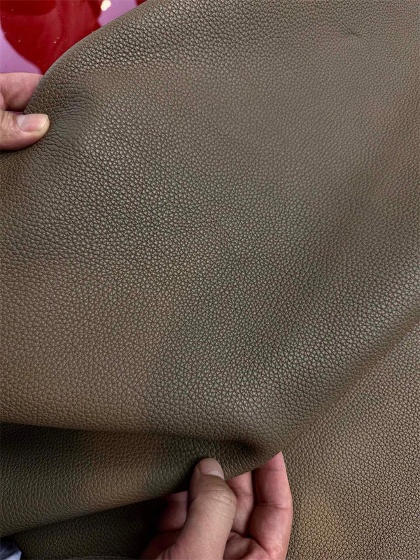  shoulder bag interior and compartment view 15