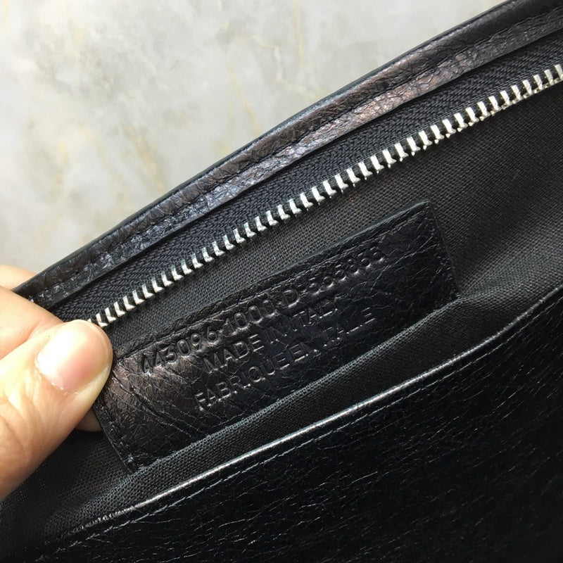 Effortless Faux Leather Handbag - Versatile Everyday Design | Women's Everyday Carry Handbag #1028 - side angle view (image 2) of designer-inspired handbag