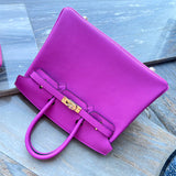  Contemporary tote bag front view 13