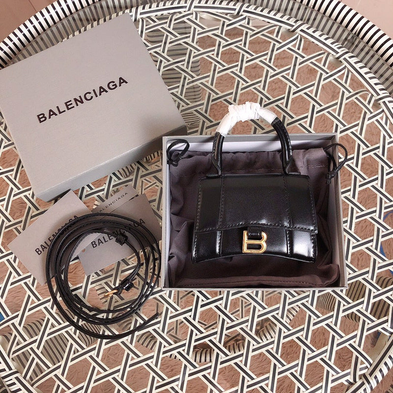 Front view of premium chic women's handbag – women's designer-style accessory