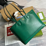 Handle and strap detail of chic statement women's handbag – women's everyday handbag