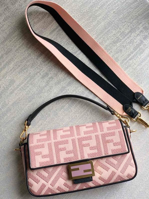 Ziva's Charm handbag – lifestyle view (26cm*6cm*15cm)