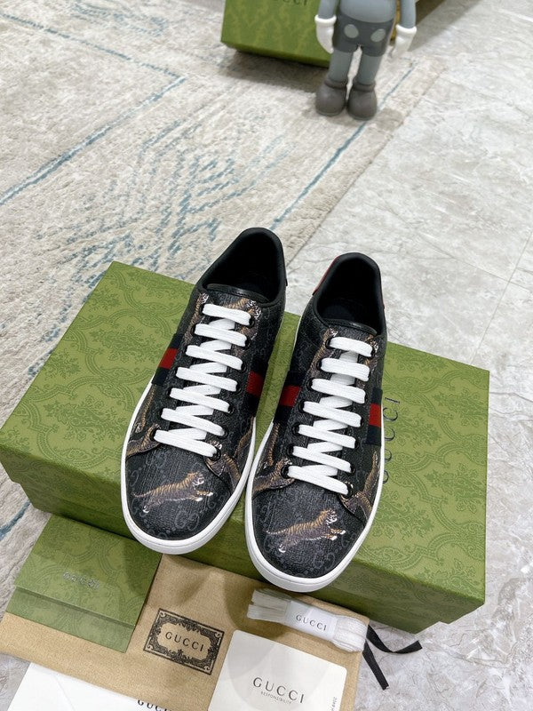 Gucci neutral cream luxury sneakers view 9 minimalist modern build