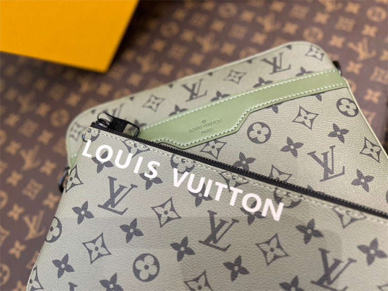  tailored shopper bag detail view showing craftsmanship 8