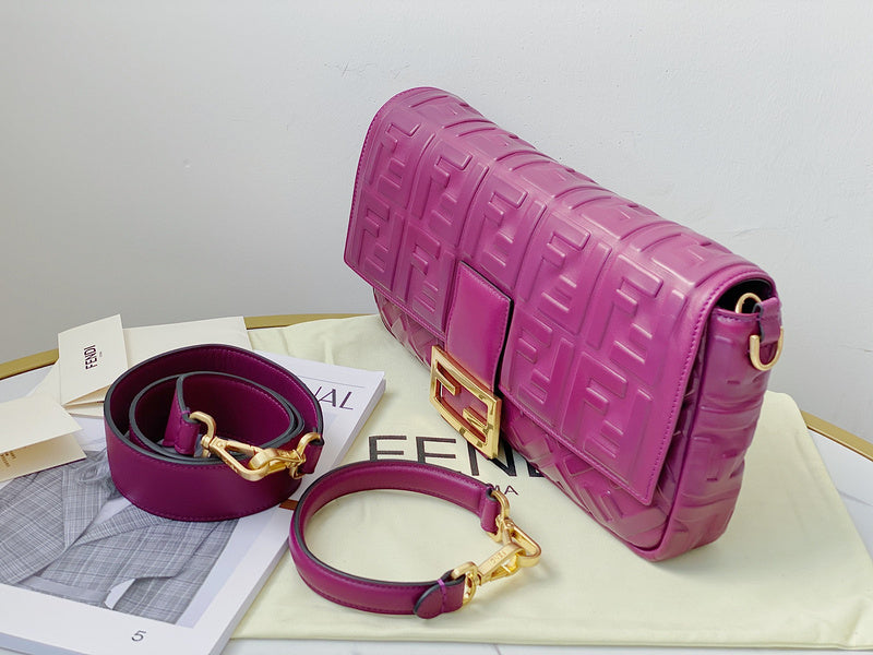 Ziva's Charm handbag – interior view (Standard Size)