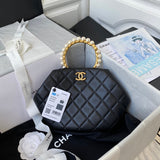  women's handbag, spacious design, view 1