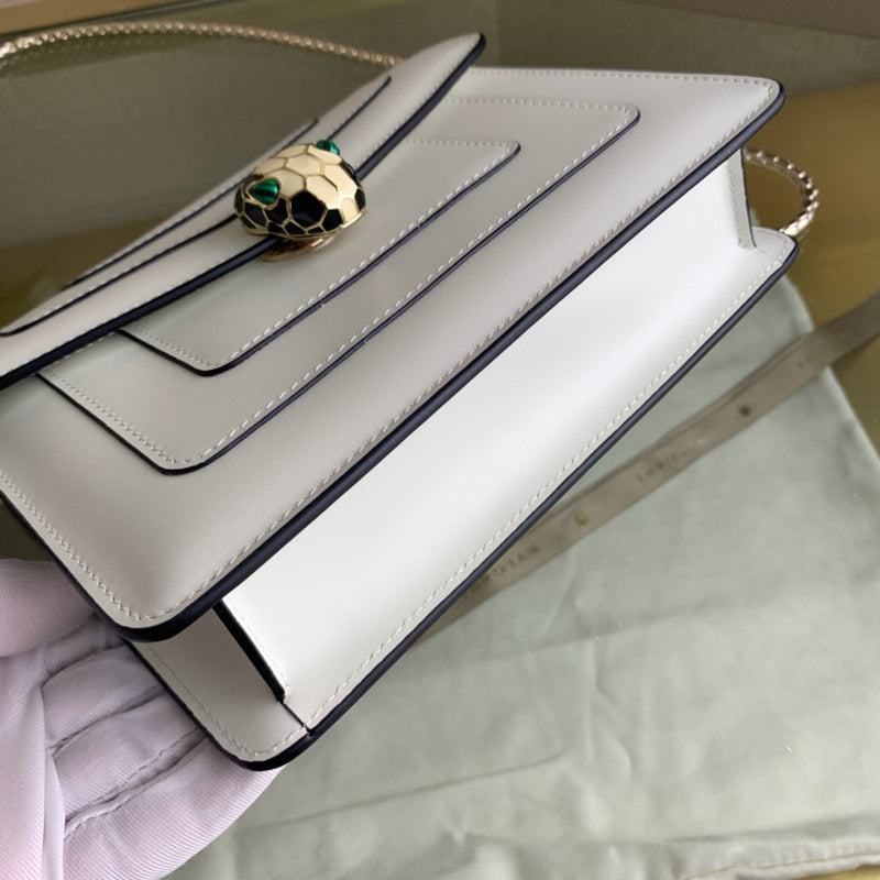 Statement Faux Leather Handbag - Everyday Elegance | Women's Designer-Inspired Purse #1685 - back view (image 4) of designer-inspired handbag
