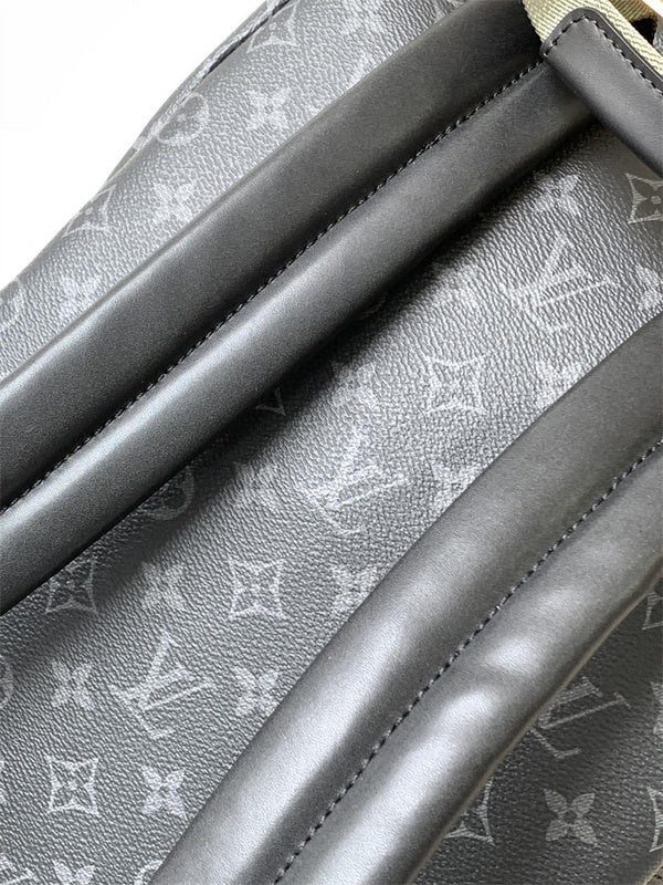  refined top-handle bag detail view showing craftsmanship 8