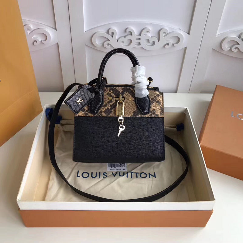 Side profile of polished modern women's handbag – women's designer-style accessory