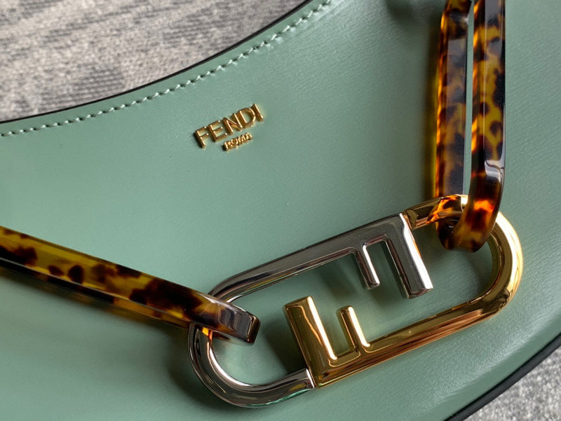 Ziva's Charm handbag – product shot (32cm*11cm*5cm)