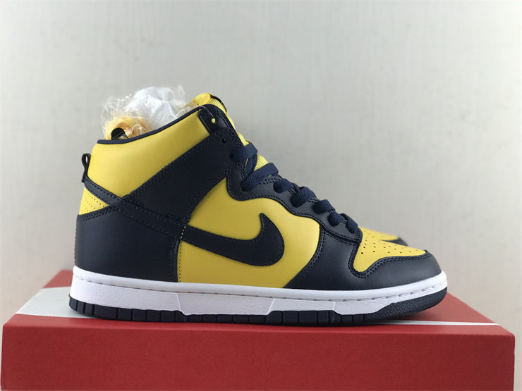 Nike Fashion sneakers in stone beige premium leather build front view