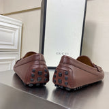Gucci classic monochrome luxury sneakers view 4 everyday casual design