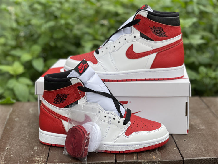 Nike Men's & Women's Luxury Lifestyle Trainers — Style 219 hardware detail