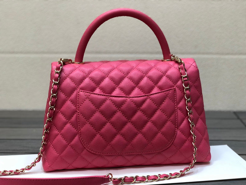  women's handbag, spacious design, view 4