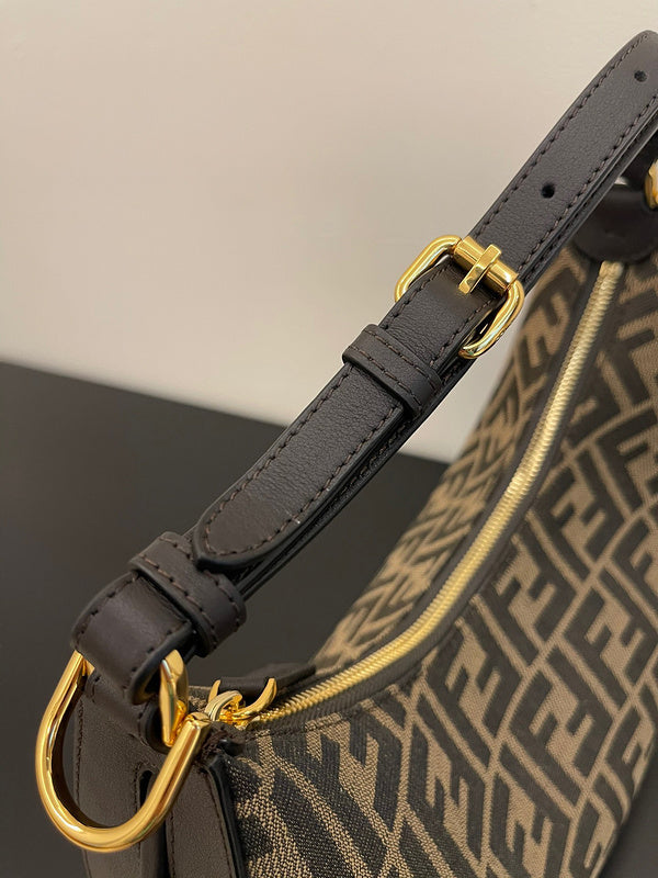 Ziva's Charm handbag – back view (29cm*24.5cm*10cm)
