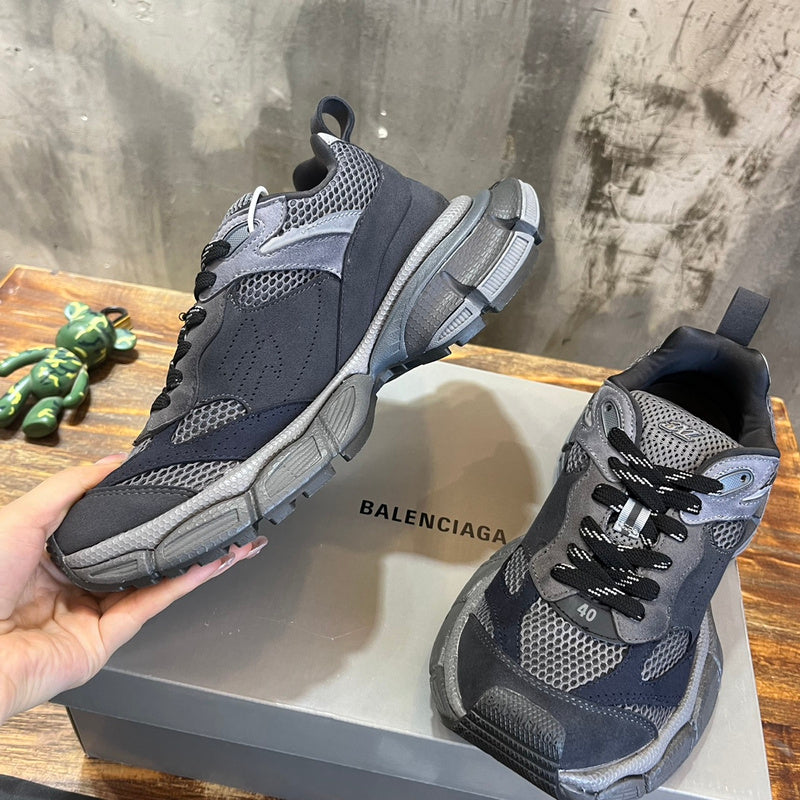 Balenciaga shoes Style 016 - sole and craftsmanship detail