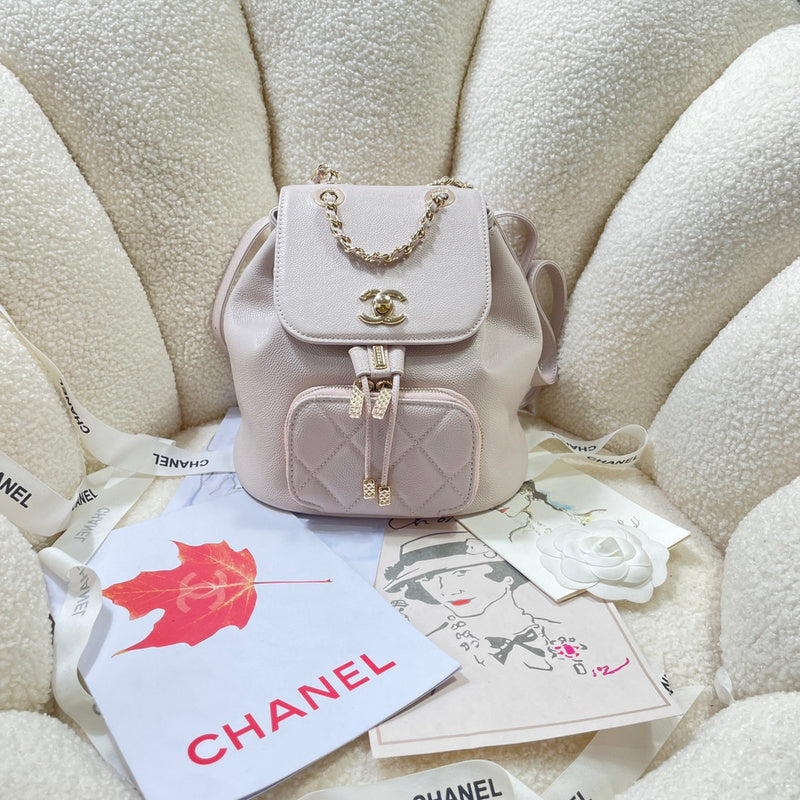  women's handbag, mid design, view 1