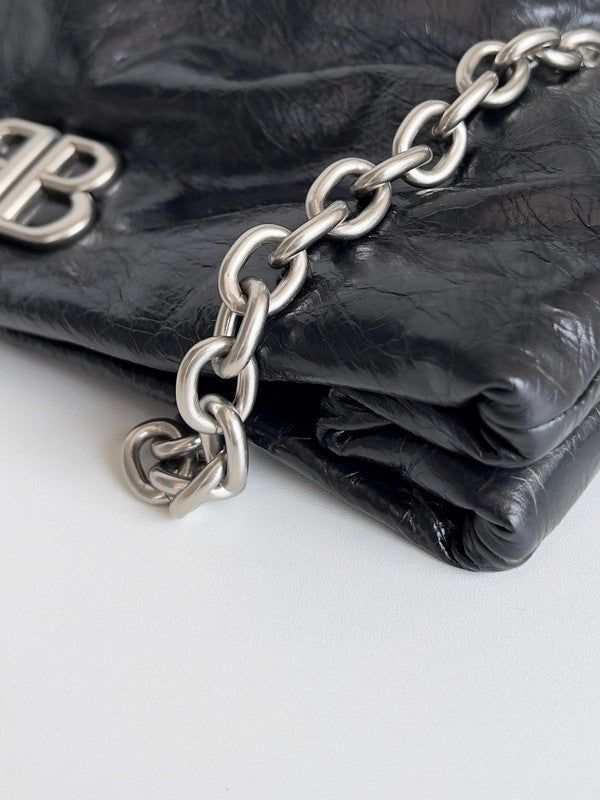 Zivas Charm Modern Minimalist Look Statement Handbag (Designer-Inspired Craftsmanship) – Interior View