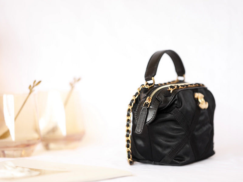 mid purse view 7