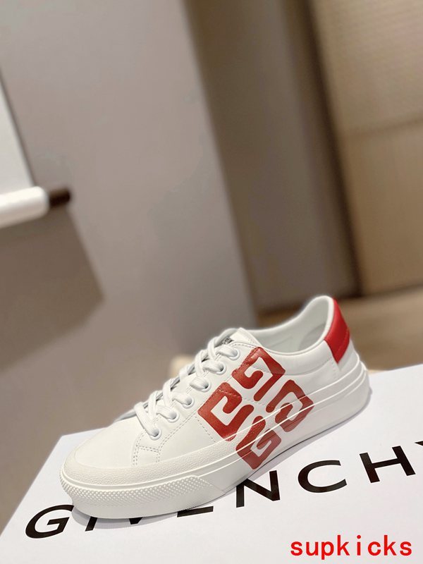 Givenchy shoes Style 006 - logo and branding close-up