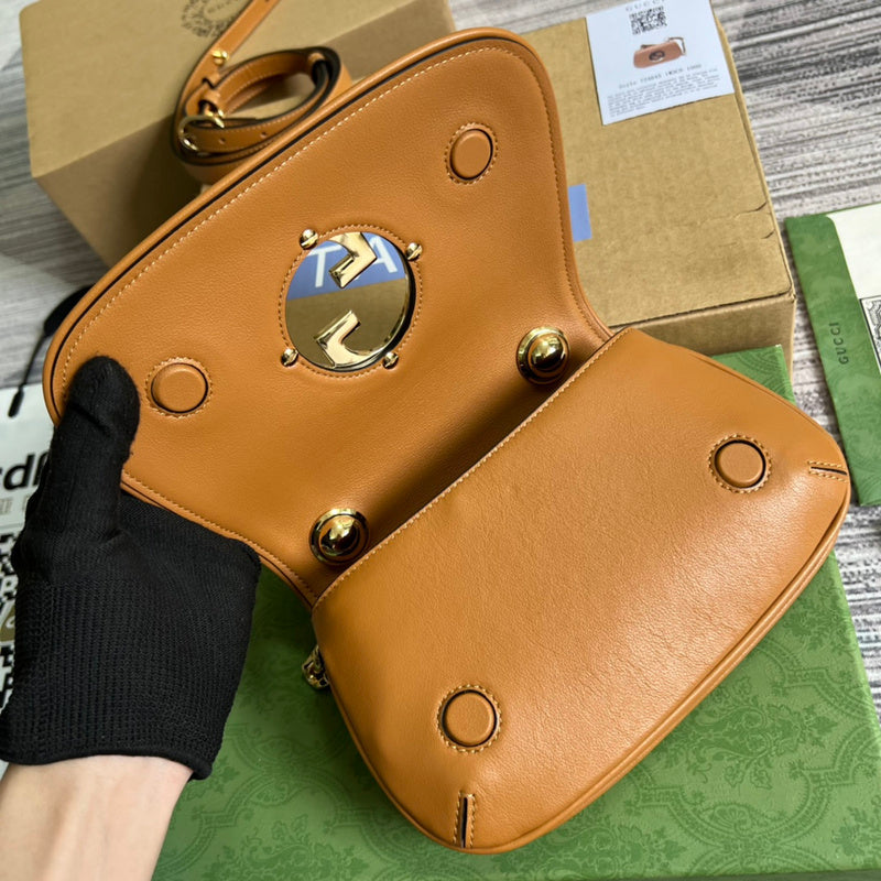 Close-up detail of modern polished women's handbag – women's luxury handbag