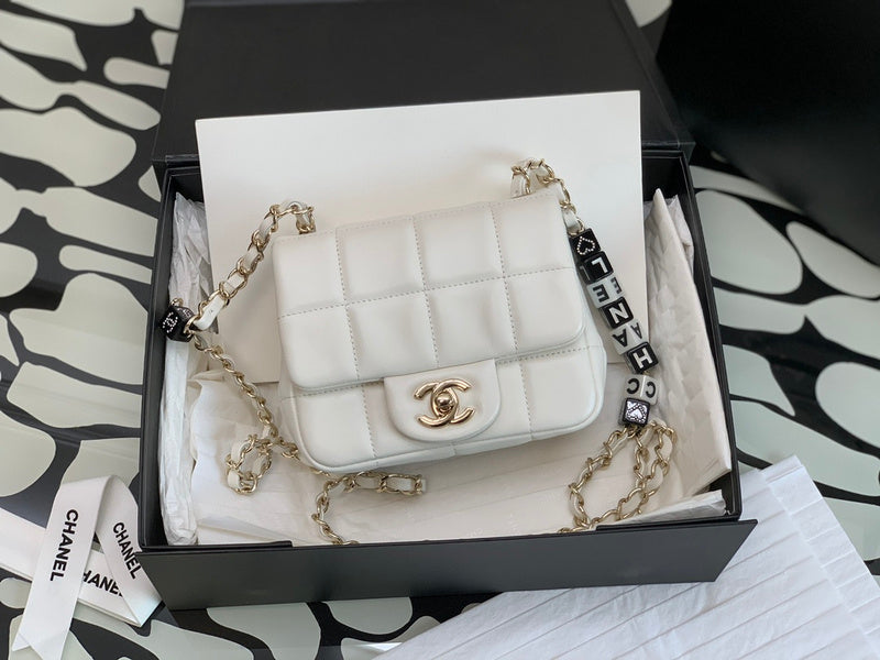  versatile purse view 1