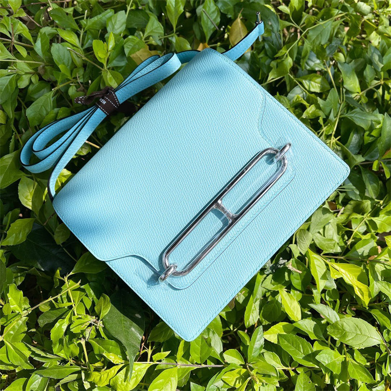 Interior view of poised premium bag