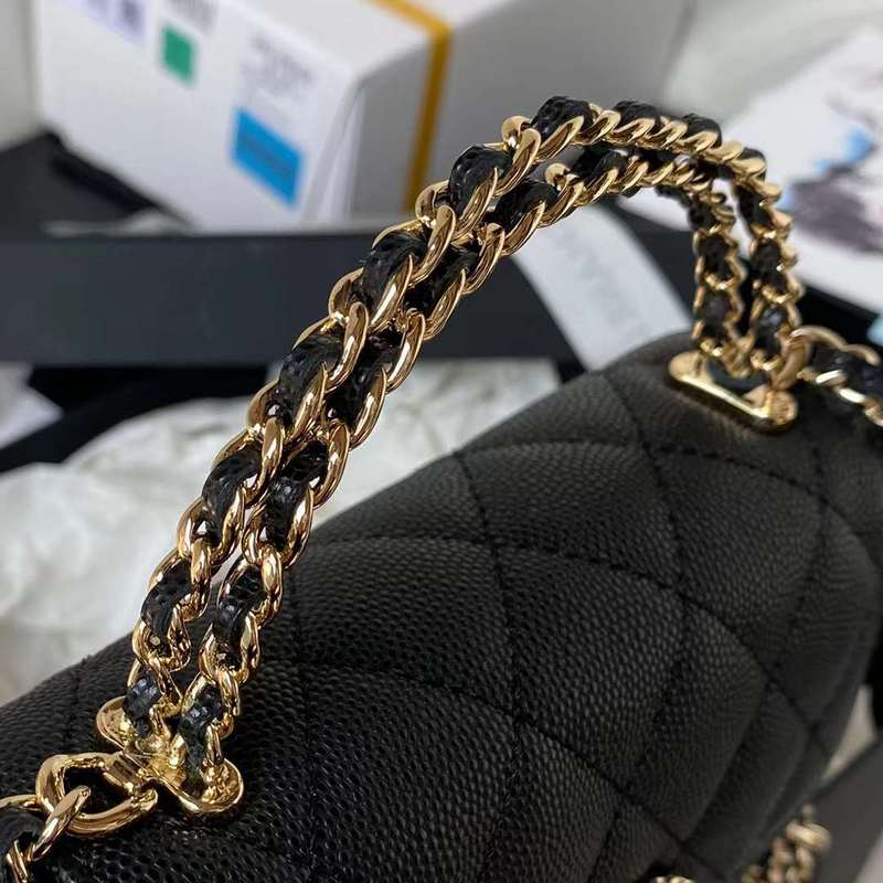 Zivas Charm Versatile Design Luxury Handbag (Refined Modern Silhouette) – Interior View