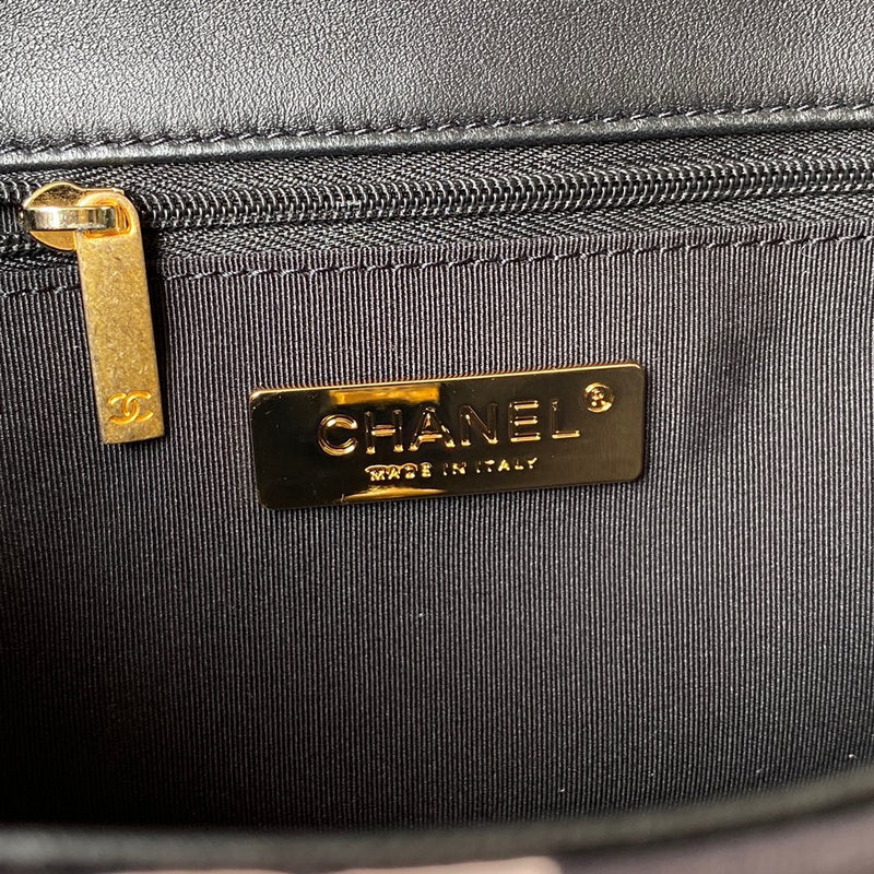  women's handbag, mid design, view 8