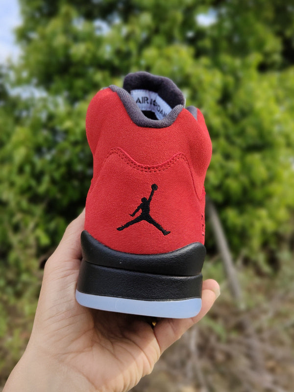 Nike Men's & Women's Designer Lifestyle Shoes — Style 212 side view