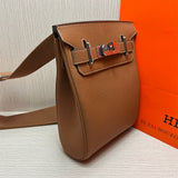  refined tote bag detail view showing craftsmanship 14