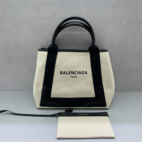 Zivas Charm Timeless Appeal Statement Handbag (Premium Everyday Carry) – Angled View
