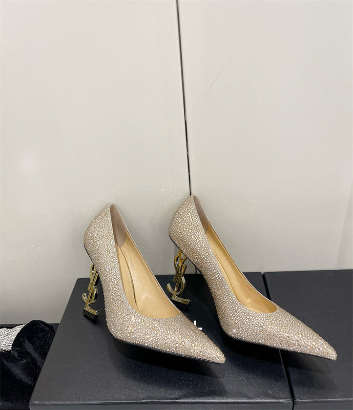 Back view of Saint Laurent luxury piece style No.064