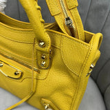 Zivas Charm Refined Everyday Style Fashion Handbag (Refined Modern Silhouette) – Close-Up Detail