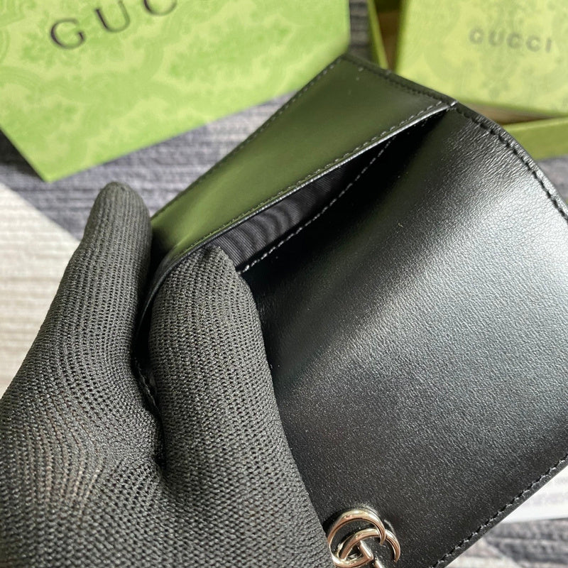 Interior view of structured elevated women's handbag – women's premium purse