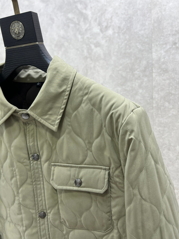 Three-quarter angle view of Burberry luxury piece style No.368