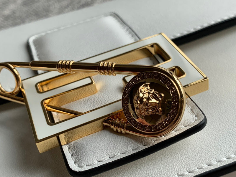 Ziva's Charm handbag – product shot (28cm*15.5cm*7cm)