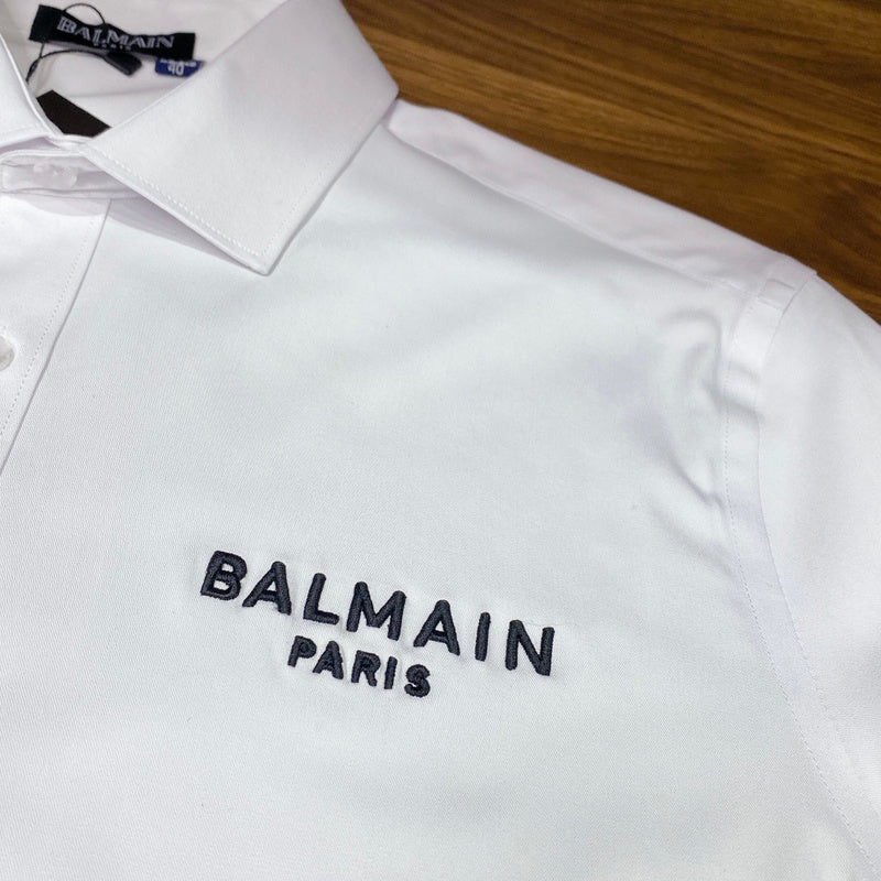 Three-quarter angle view of Balmain luxury piece style No.098