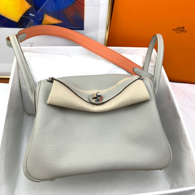Graceful handbag styled for everyday wear