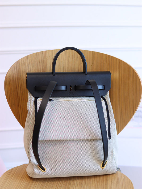  polished crossbody bag styled with outfit 18