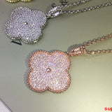 Close-up detail view of Van Cleef & Arpels unisex jewelry piece